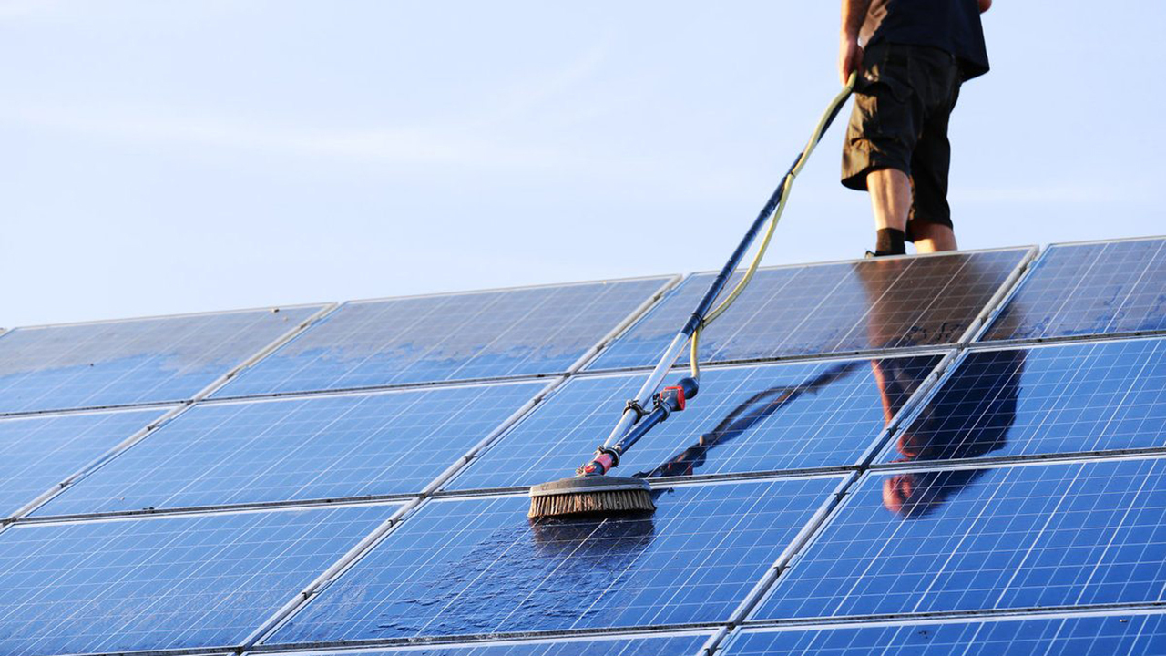 washing solar panel سینرژی